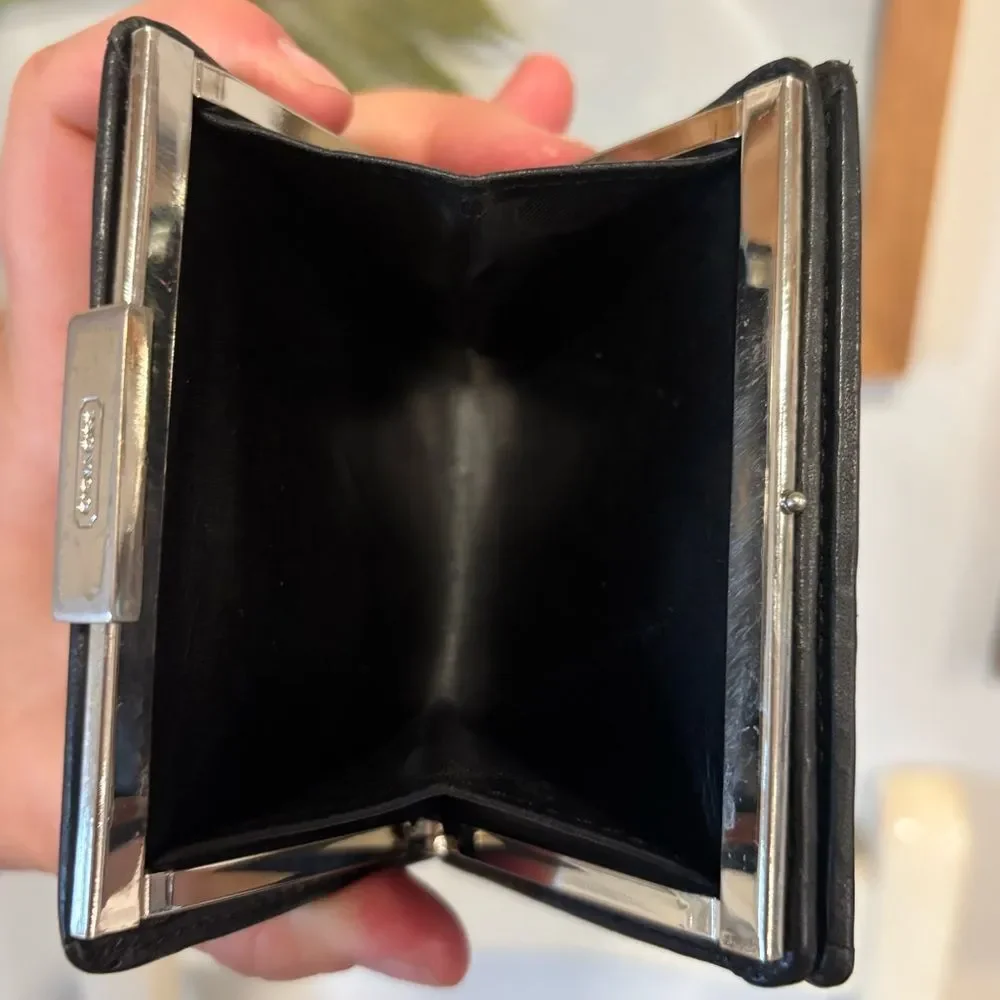 Vintage Coach Glove Tanned Black Leather Kisslock Wallet Coin Purse Frame RARE - Picture 6 of 9